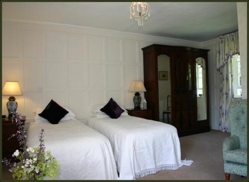 Stoke By Nayland B&B Poplars Farmhouse Room photo