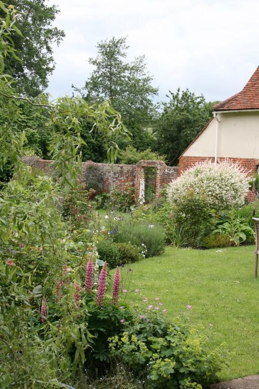 Stoke By Nayland B&B Poplars Farmhouse Exterior photo